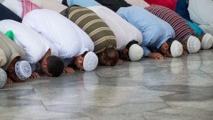 Pentingnya Menjaga Sholat Lima Waktu dalam Kehidupan Muslim