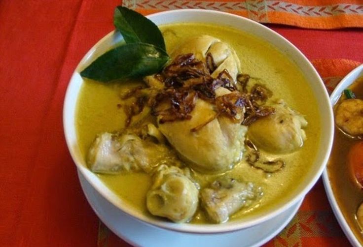 opor ayam saat idul fitri