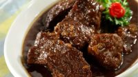 semur daging sapi