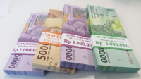 tukar uang baru