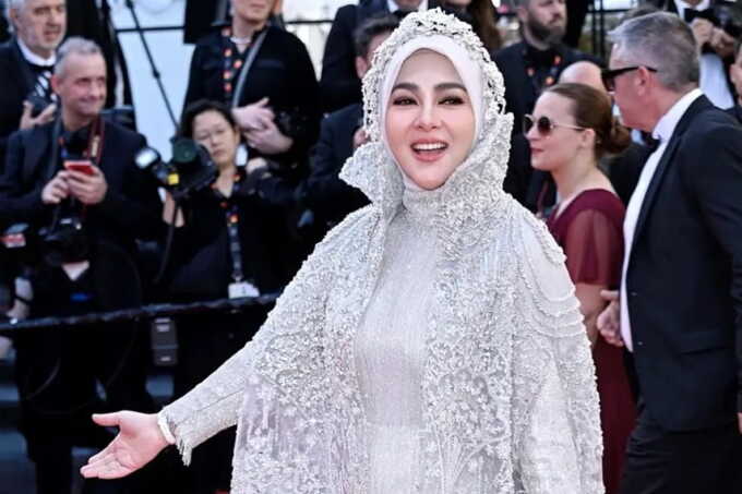 Penampilan Syahrini di ajang prestisius Cannes Film Festival 2025