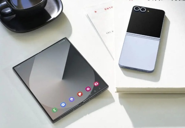 Samsung Galaxy Z Flip7