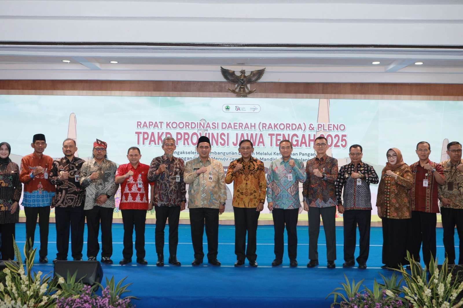 Penandatanganan komitmen bersama implementasi inklusi keuangan pertanian oleh kepala daerah se-Jawa Tengah