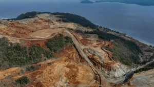 Aktivitas tambang nikel Raja Ampat yang merusak ekosistem laut di Pulau Gag jadi sorotan nasional