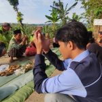 Mahasiswa KKN UIN Walisongo Turut Lestarikan Tradisi Selamatan Sebelum Pembangunan Jalan di Desa Sojomerto