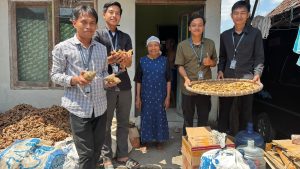 Dari Pabrik ke Ramuan Tradisional: Bu Jumiyatun Rawat Warisan Jamu Selama Dua Dekade