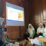 Cegah Stunting, KKN UIN Walisongo Posko 52 Gelar Sosialisasi Pola Asuh di Fatayat Jungsemi