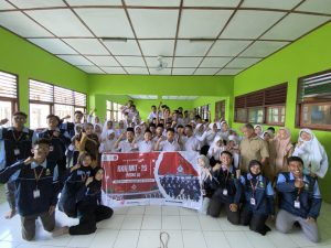 KKN UIN Walisongo Posko 86 Gelar Sosialisasi Moderasi Beragama di SMP Islam Sudirman Desa Boto