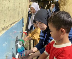 Mahasiswa KKN Edukasi Siswa SDN 02 Kemitir Terapkan Perilaku Hidup Bersih dan Sehat