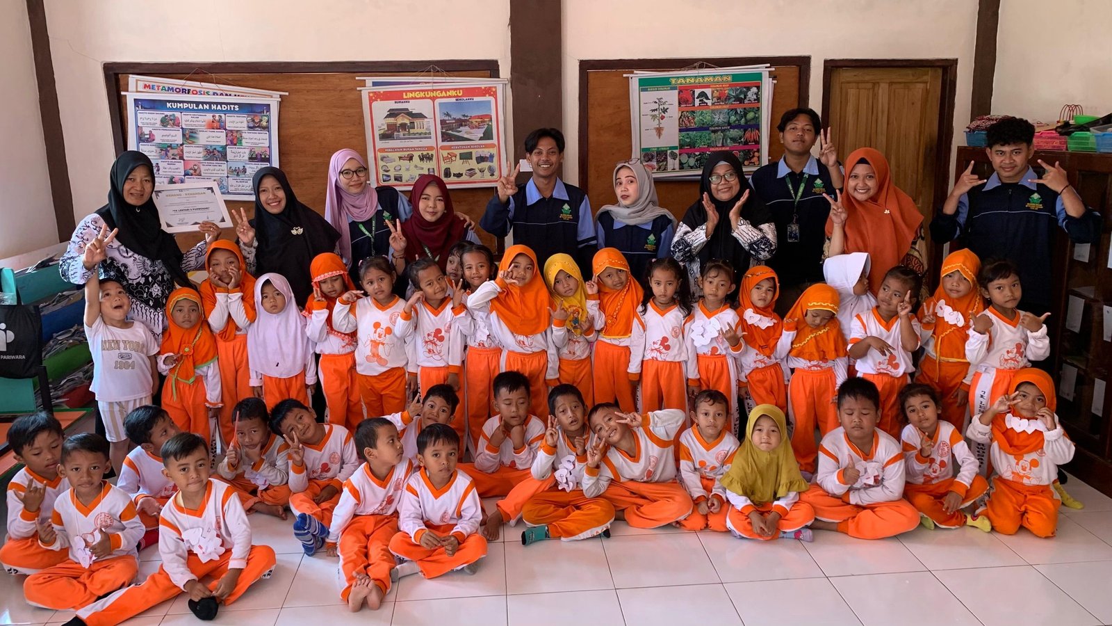 Mahasiswa KKN Kolaborasi
