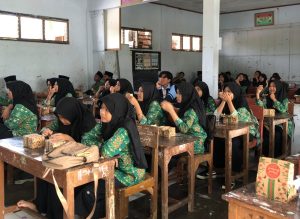 Mahasiswa KKN UIN Walisongo Posko 17 Gelar Sosialisasi Anti-Bullying di MTs NU 24 Darul Ulum Patebon