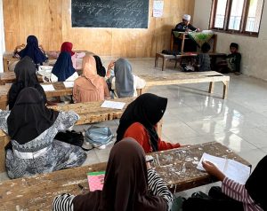 Jalin Hubungan Ukhuwah Islamiah, Mahasiswa KKN MIT 20 Posko 134 UIN Walisongo Semarang Mengajar Ngaji Anak-Anak TPQ Sunan Songo Timpik