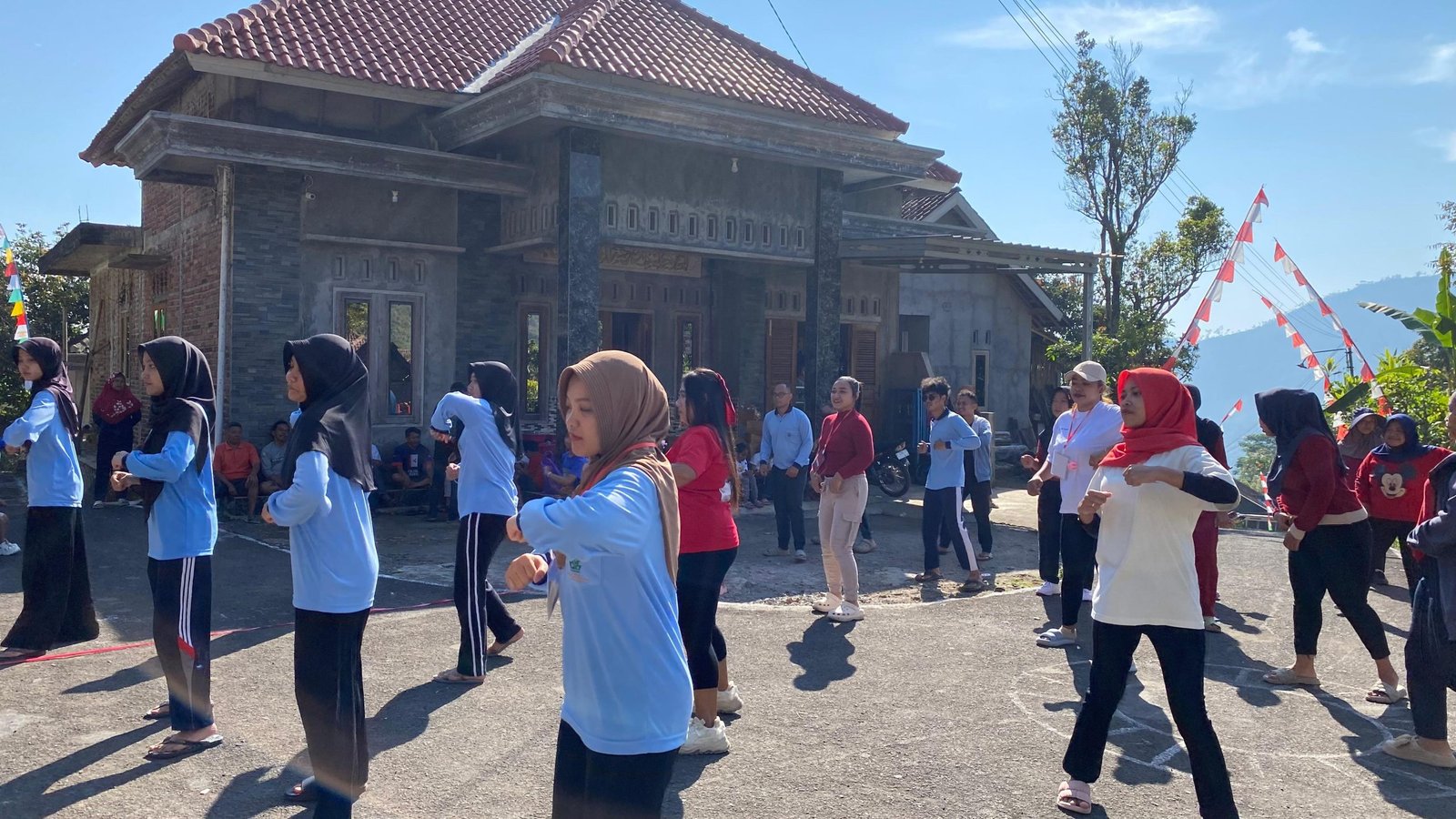 Senam sehat HUT RI Wirogomo Lor
