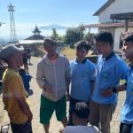 Mahasiswa KKN Misi Khusus UIN Walisongo Gelar Gotong Royong di Masjid, Wujudkan Lingkungan yang Bersih dan Nyaman