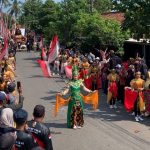 Warga Desa Pidodo Kulon Meriahkan Karnaval 17 Agustus dengan Kreativitas Ogoh-Ogoh