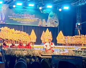 Meriahkan Merti Dusun, Mahasiswa KKN UIN Walisongo Ikut Berpartisipasi dalam Kegiatan Pengajian Akbar