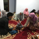 Puding Jagung Fla Buah Naga Jadi Media Edukasi Gizi oleh KKN Posko 60 untuk Cegah Stunting di Desa Truko
