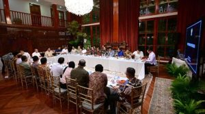 Presiden Prabowo Kumpulkan Menteri Bahas Pangan hingga Program Makan Bergizi Gratis