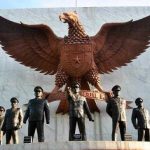 Sejarah G30S/PKI dan Makna Pengibaran Bendera Setengah Tiang