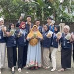 Mahasiswa KKN UMP Sukses Ciptakan Varian Baru Keripik Pisang di Desa Doplang