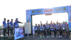 GAS Fun Run 2025 di Semarang: Ratusan Pelari Nikmati Rute Steril dan Atraksi Pesawat Udara