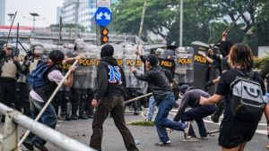 Komnas HAM Catat 11 Orang Tewas dalam Tragedi Demo Berdarah, Publik Pertanyakan Peran Aparat