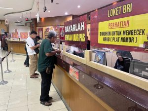 Pelayanan Publik Jawa Tengah di Samsat Semarang II Tetap Lancar dan Dapat Apresiasi Masyarakat