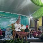 Kebersamaan Warga Gondoriyo dan KKN UPGRIS dalam Peringatan Maulid Nabi Muhammad SAW