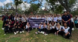 Serunya Outbond Ibu-Ibu PKK Bersama Mahasiswa KKN UPGRIS di Desa Gondoriyo