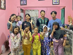 KKN UPGRIS Kelompok 38 Gelar Bimbingan Belajar untuk Anak-Anak di Desa Watuagung