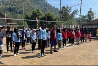 Upacara Bendera HUT RI 80 di Lapangan Voli Dusun Gowongan (Sumber: Dokumentasi Pribadi)