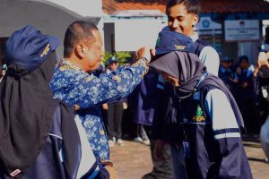 UIN Walisongo Semarang Serahkan Mahasiswa KKN ke Kecamatan Patebon: Siap Bergerak untuk Pencegahan Stunting dan Moderasi Beragama