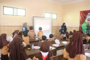 Senyum Ceria Siswa SD N Rejosari Ikuti Sosialisasi Pola Hidup Sehat Bersama Mahasiswa KKN UIN Walisongo