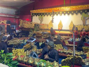 Merti Dusun Wirogomo Meriah, Mahasiswa KKN UIN Walisongo Posko 41 Dukung Pelestarian Tradisi Wayang