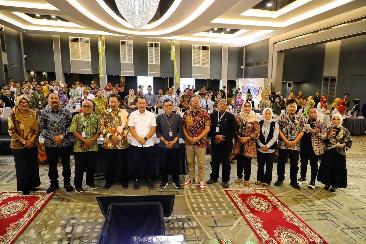 bahasa jawa dialek muria
