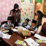 Mahasiswa KKN UPGRIS Melaksanakan Pendampingan Kegiatan Belajar Mengajar di TK Mujahidin Dusun Kaligawe Kelurahan Susukan
