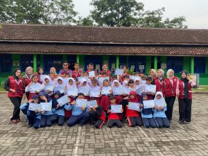 Mahasiswa KKN Kelompok 31 UPGRIS Gelar Pelatihan Coding di SDN 2 Jatijajar