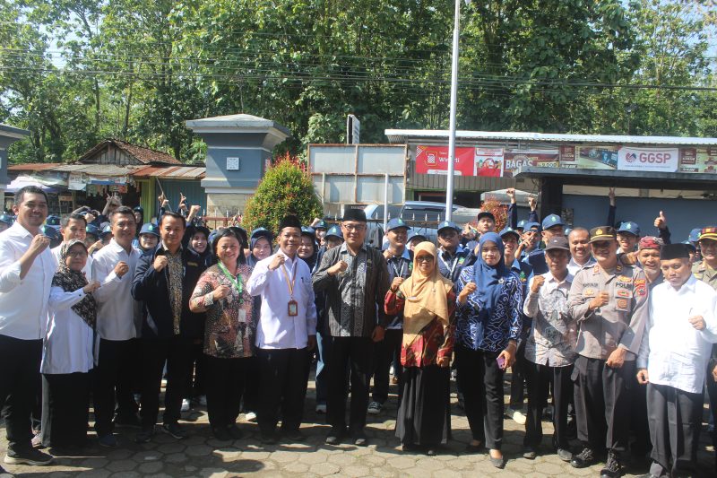 Pemerintah Kecamatan Singorojo menyambut kedatangan mahasiswa KKN UIN Walisongo Reguler ke-85