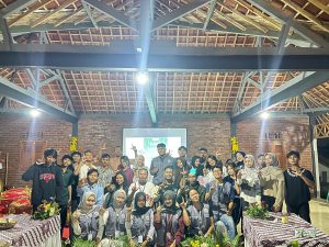 Mahasiswa KKN UPGRIS Kelompok 20 Adakan Seminar Public Speaking untuk Karang Taruna Desa Wisata Lerep