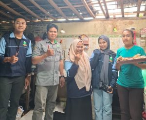 Mahasiswa KKN UIN Walisongo Dampingi UMKM di Desa Kliris Dapatkan Sertifikat Halal