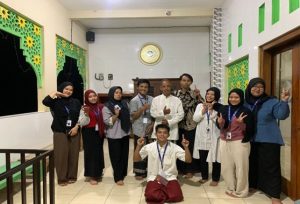 Tanamkan Akhlak Sejak Dini, Mahasiswa KKN UPGRIS Kelompok 10 Aktif Mengajar di TPQ Dusun Ngaliyan