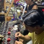 Mahasiswa UPGRIS Ikut Lestarikan Budaya Lewat Produksi Gantungan Miniatur Barongan