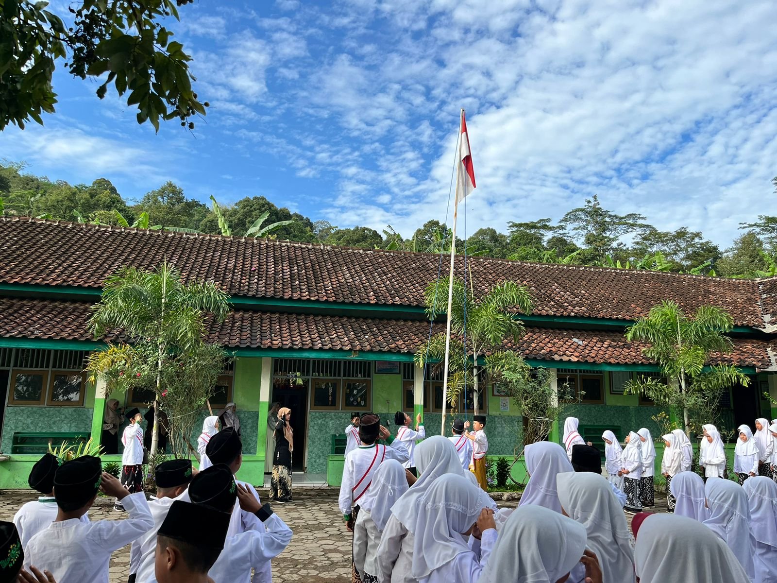 MI NU 68 Leban