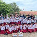 Mahasiswa KKN UIN Walisongo Ajak Siswa SD Negeri 1 Cacaban Bijak dalam Memilah Sampah