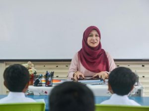 Kemendikdasmen Buka Beasiswa Pelatihan Guru Bahasa Inggris Bersama Monash University