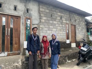 Mahasiswa KKN Kelompok 31 UPGRIS Lakukan Survei RTLH di Desa Jatijajar untuk Dukung Program Perumahan Layak Huni
