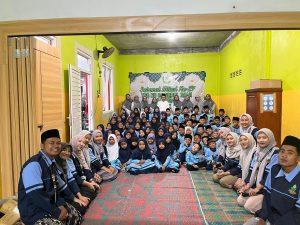 Sinergi Dakwah dan Edukasi: KKN UIN Walisongo Kolaborasi Rayakan Milad ke-27 TPQ NU Nurul Iman Desa Salamsari