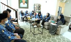 Jateng Siapkan Relawan Literasi, Hidupkan 6.000 Perpustakaan Desa Lewat Gerakan Membaca dari Akar Rumput