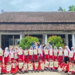 Mahasiswa KKN UIN Walisongo Adakan Kegiatan Ecoprint Untuk Asah Kreativitas Siswa di SD N 1 Meteseh