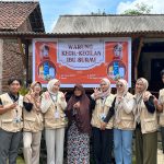 Mahasiswa KKN UIN Walisongo Dorong Digitalisasi UMKM Salamsari lewat Pemasangan Banner dan Google Maps